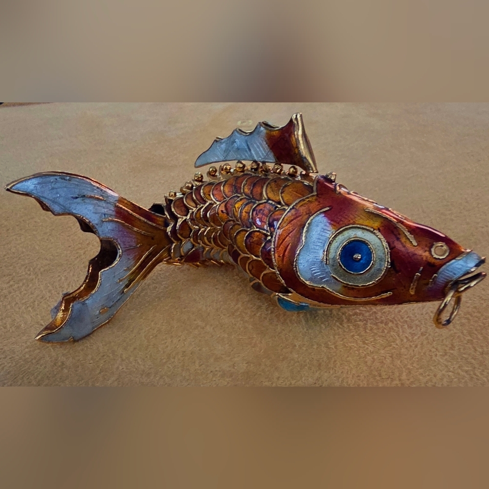 π£Vintage Enamel π§‘ Articulated Koi Fish Goldtone Chinese Charm Pendant π 3.5" - Picture 2 of 8